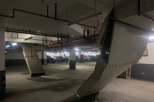 上海丨小区地下车库的管道突然塌落！kaiyun开云网站 Kaiyun开云居民惊出冷汗：万幸……