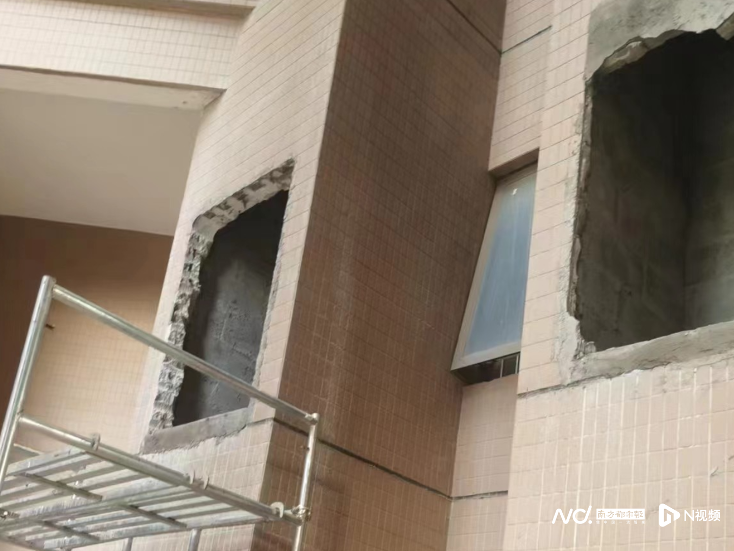 kaiyun开云网站深圳一酒楼被指私自打穿两层楼板通烟道街道办：已责令整改(图4)